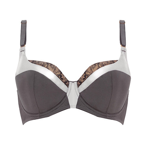 all undone lingerie on X: A flash of Willa bra, courtesy of a happy  customer 🙌🏼  / X